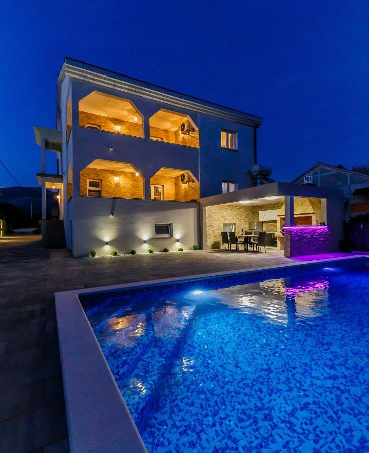 Villa Lamarin Kastela Exterior photo