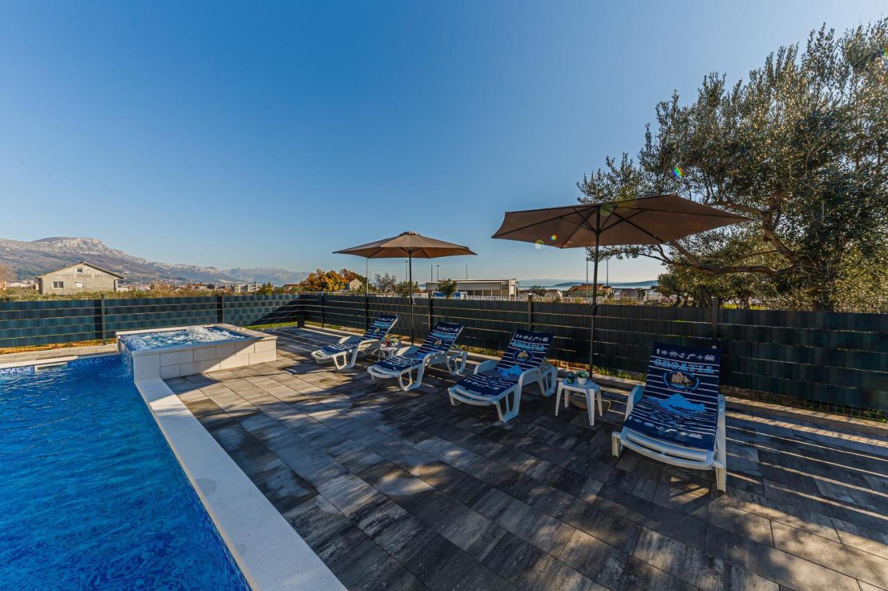 Villa Lamarin Kastela Exterior photo